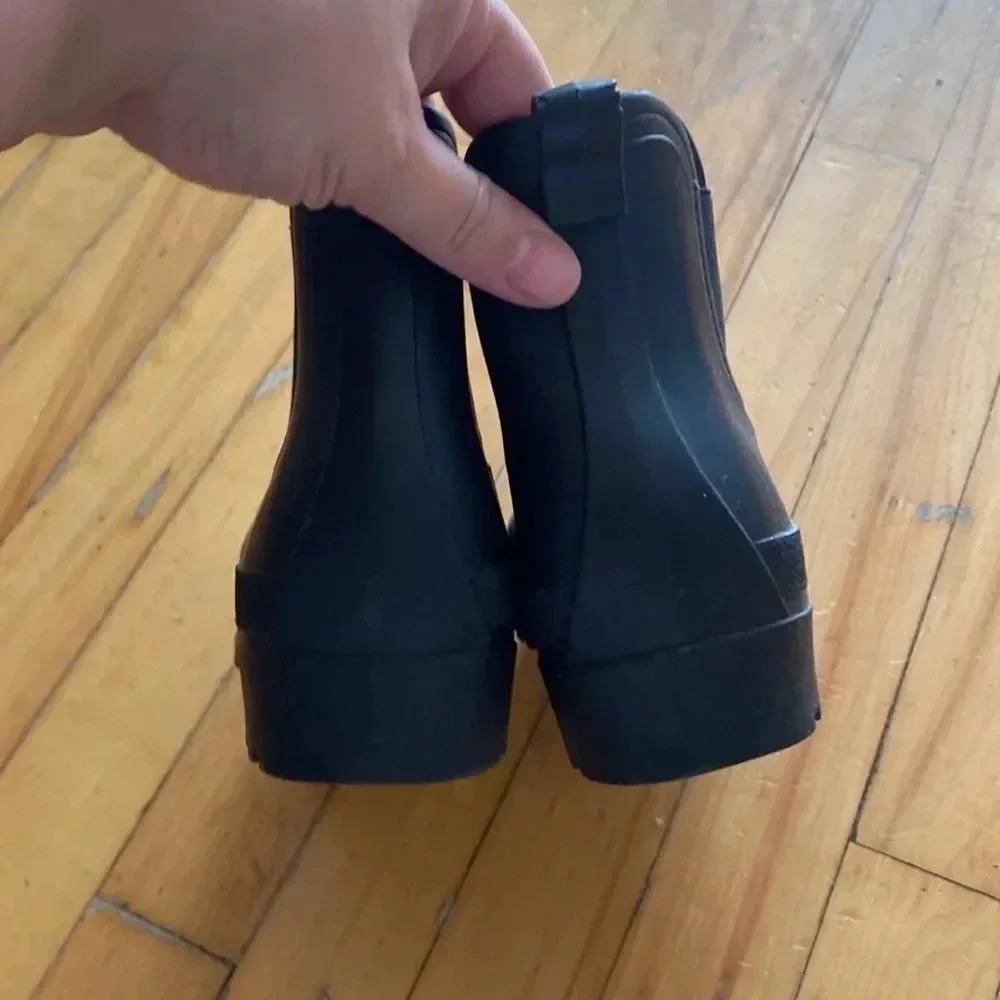 B2  rainboots‎ - Picture 4 of 6